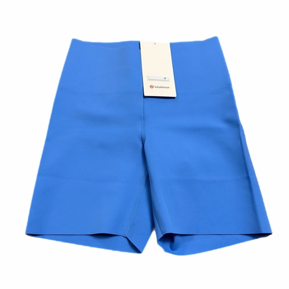 NWT Lululemon Glow Up Super-High-Rise Short 6